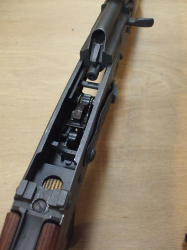 Examine the receiver and remove the bolt carrier.